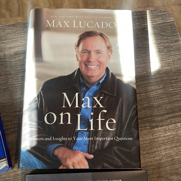 4 - MAX LUCADO HARD COVER SPIRITAL BOOKS - Picture 3 of 5